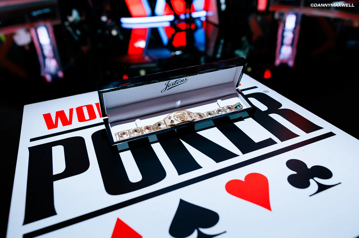 德信竞技报道：Ikeda首夺WSOP金手链内容图片